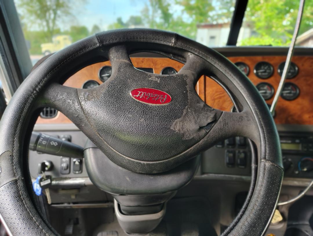 2007 PETERBILT 386 - Image 13